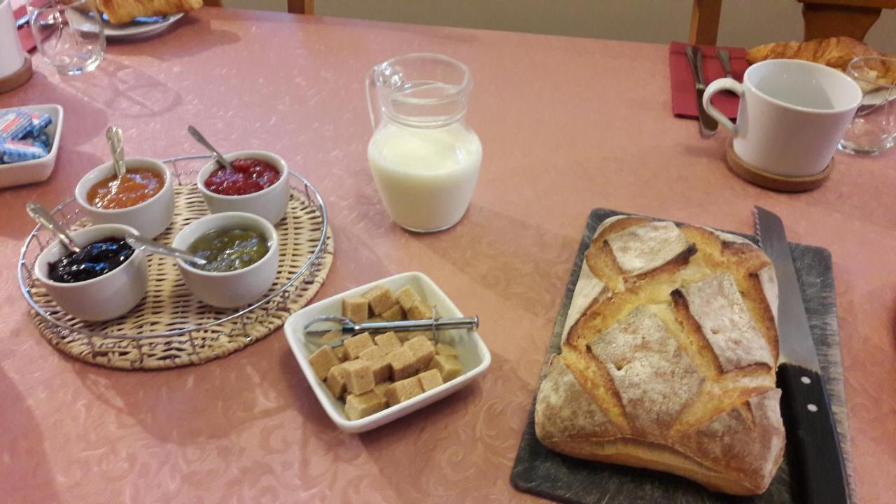 Les Rives De L'Andelle Bed and Breakfast Romilly-sur-Andelle Buitenkant foto