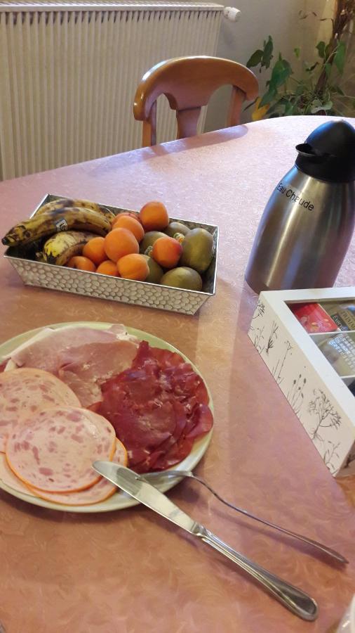 Les Rives De L'Andelle Bed and Breakfast Romilly-sur-Andelle Buitenkant foto